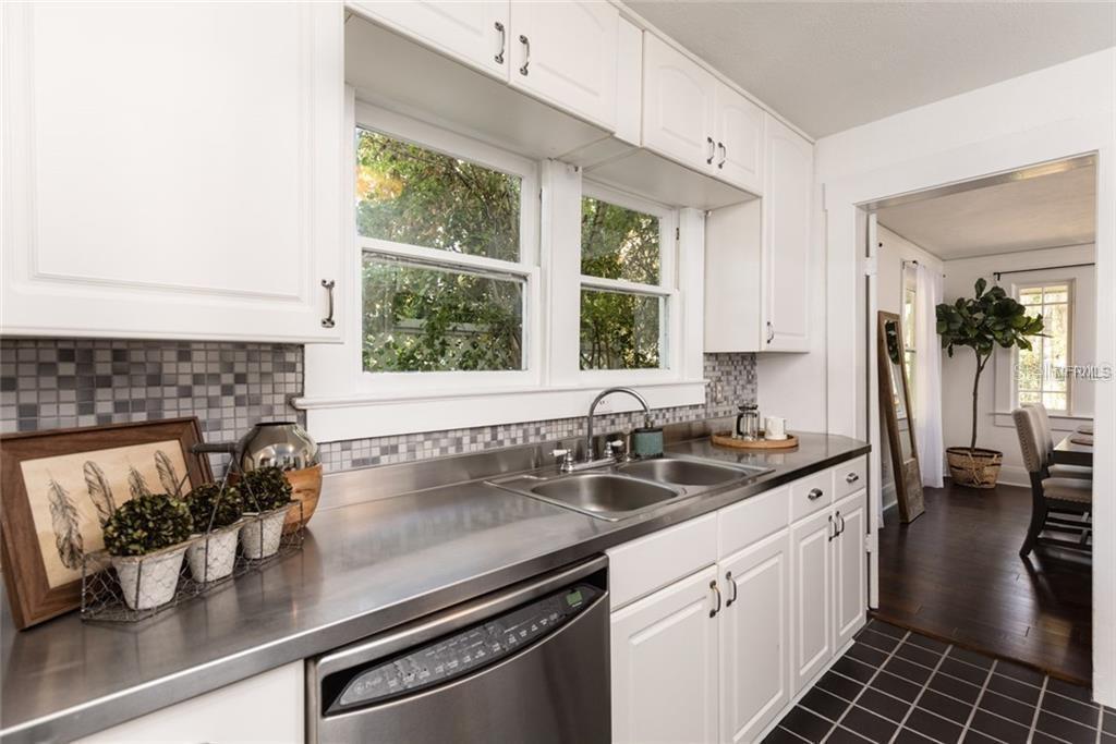 1111 E PATTERSON ST, TAMPA, FL, 33604