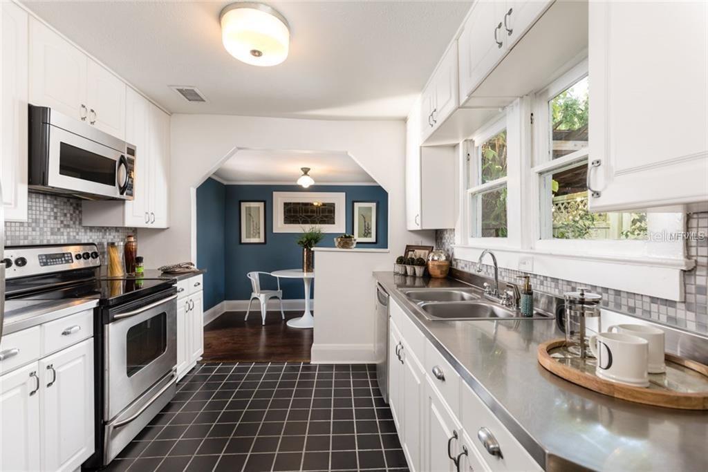 1111 E PATTERSON ST, TAMPA, FL, 33604