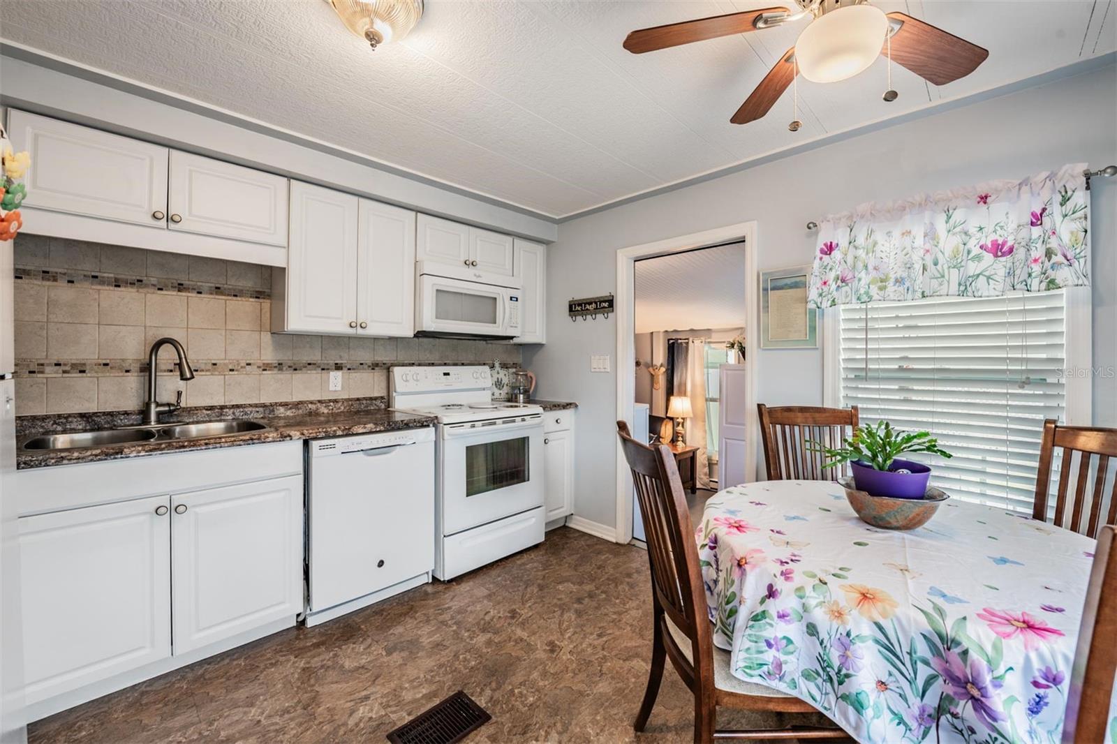 7048 EL MEYERS ST, ZEPHYRHILLS, FL, 33541