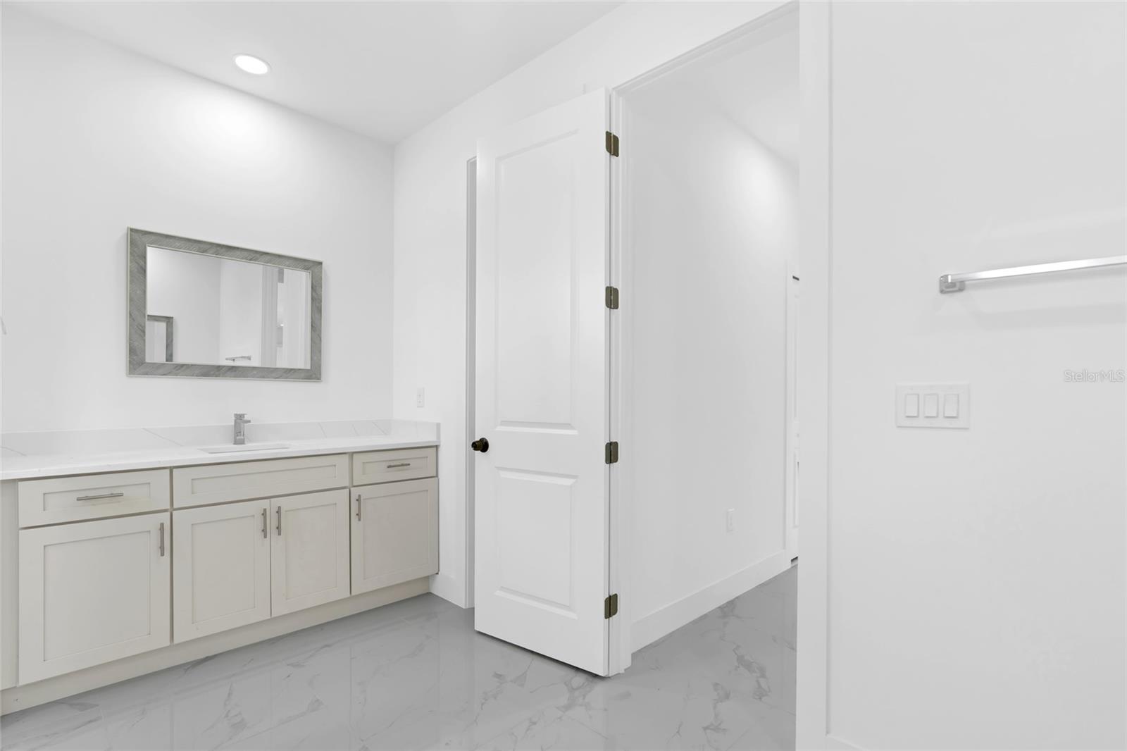 2915 23RD ST SW, LEHIGH ACRES, FL, 33976