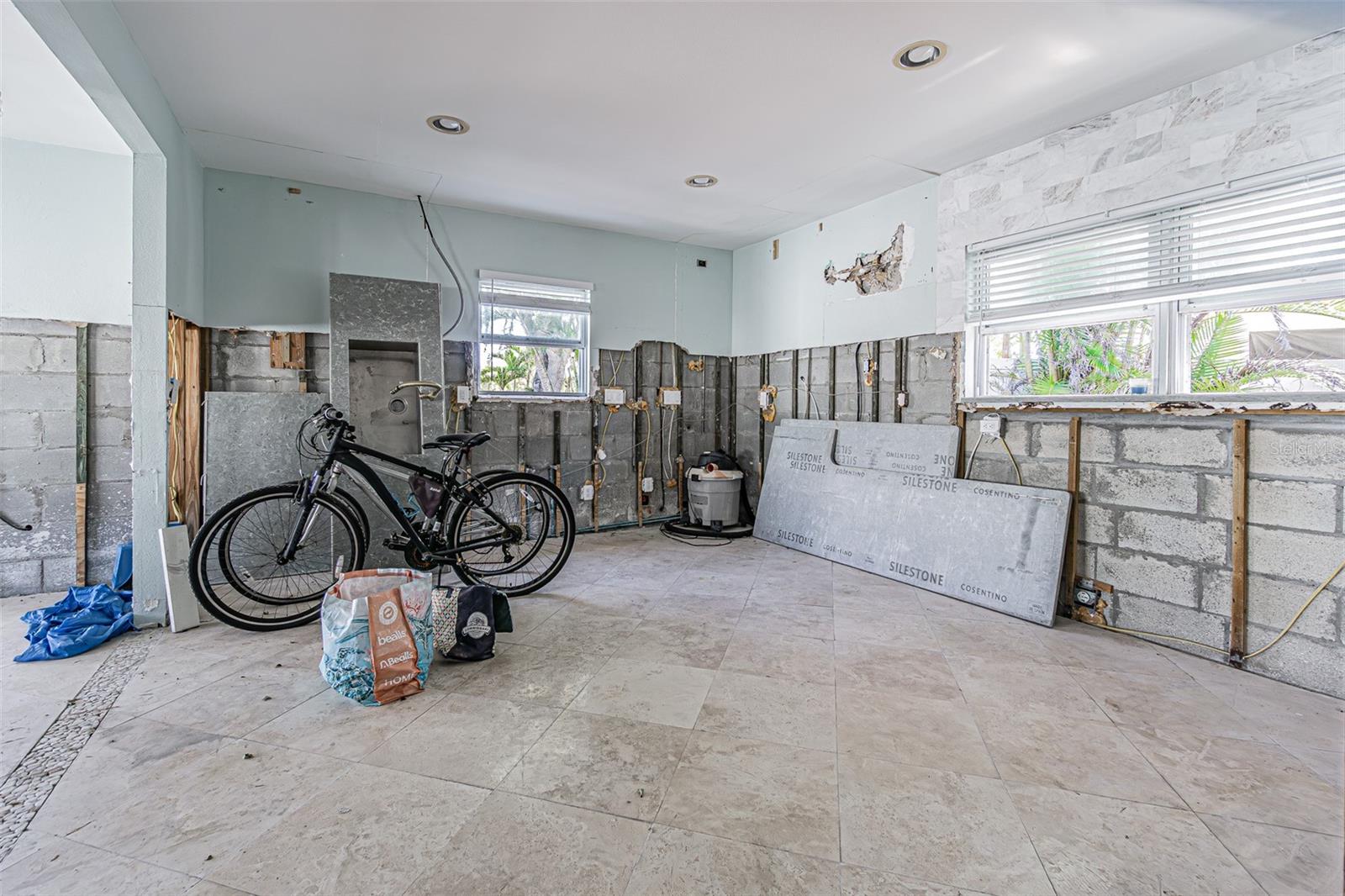 16101 4TH ST E, REDINGTON BEACH, FL, 33708
