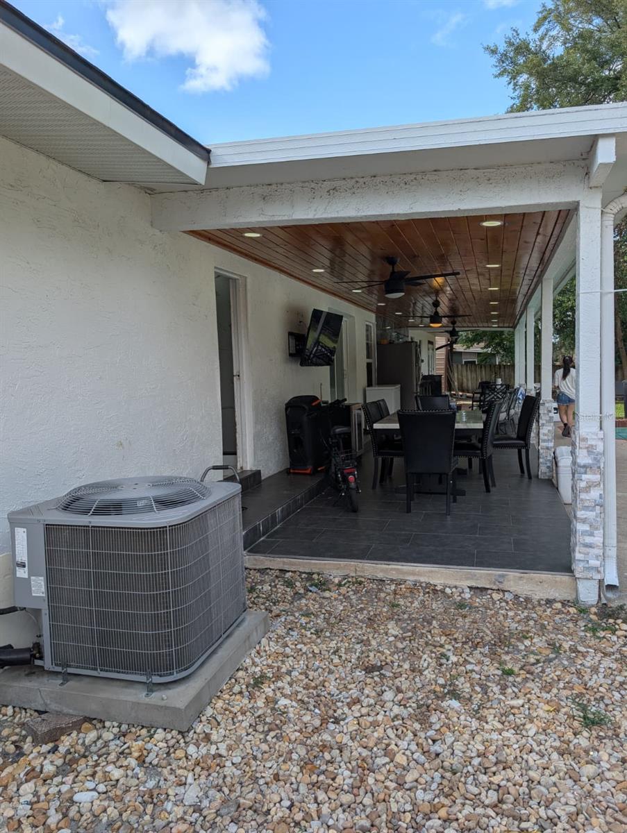 911 BEAR LAKE RD, APOPKA, FL, 32703