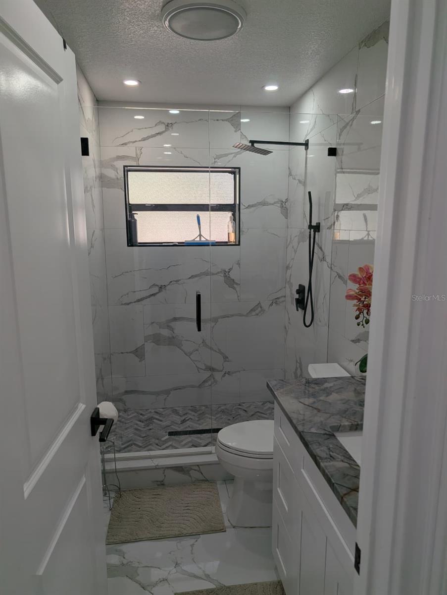 911 BEAR LAKE RD, APOPKA, FL, 32703