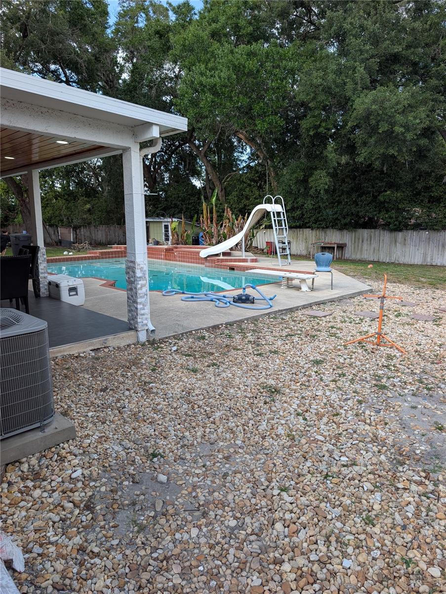 911 BEAR LAKE RD, APOPKA, FL, 32703