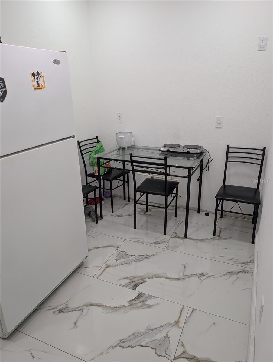 911 BEAR LAKE RD, APOPKA, FL, 32703