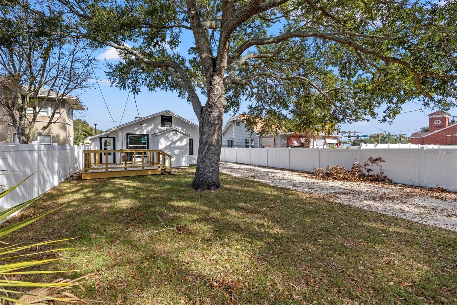 2824 5TH AVE N, ST PETERSBURG, FL, 33713