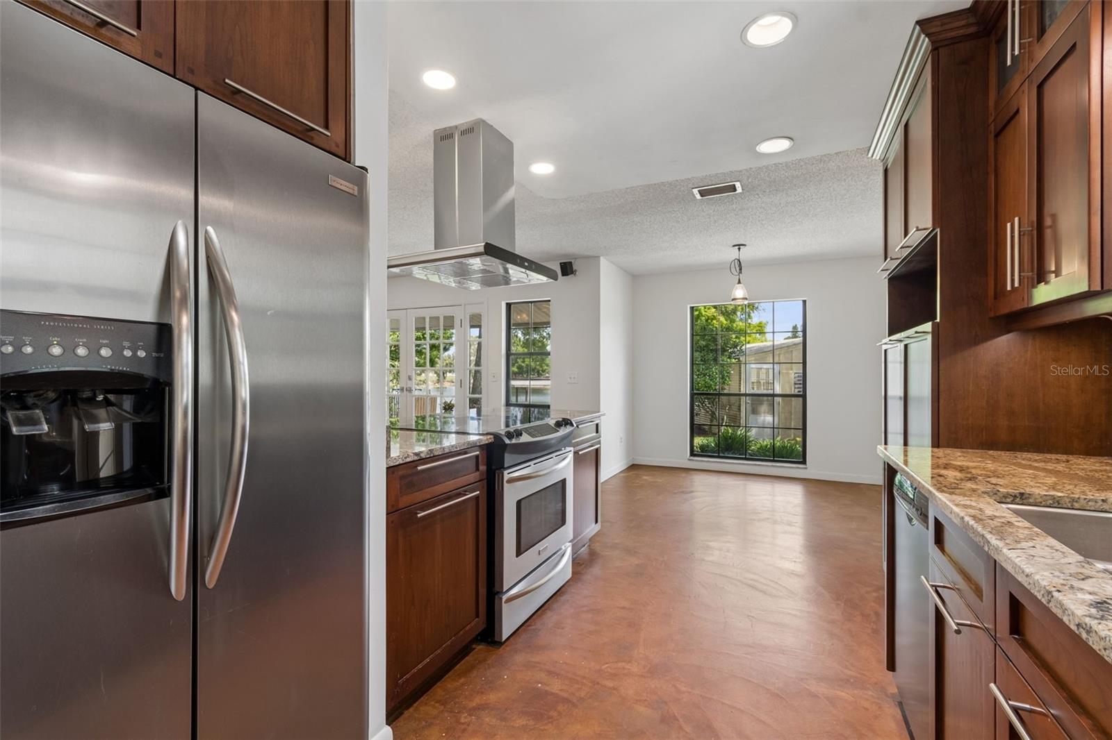 13338 LAKE GEORGE LN, TAMPA, FL, 33618