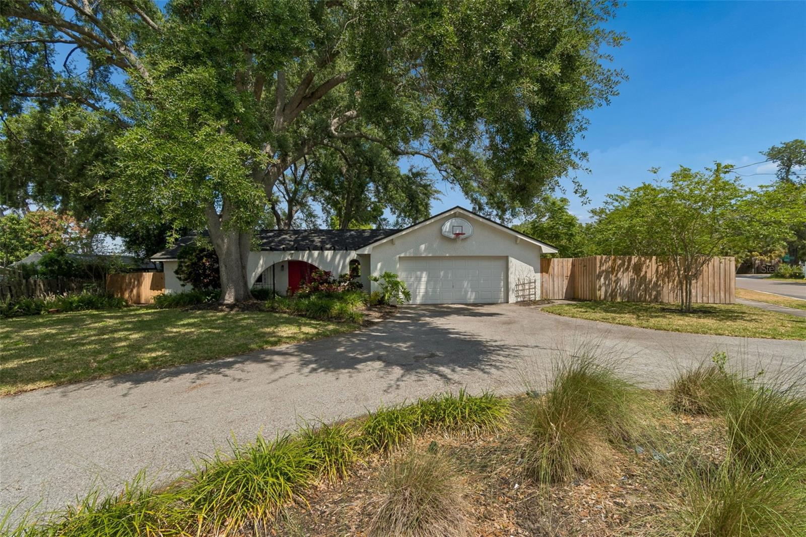 13338 LAKE GEORGE LN, TAMPA, FL, 33618