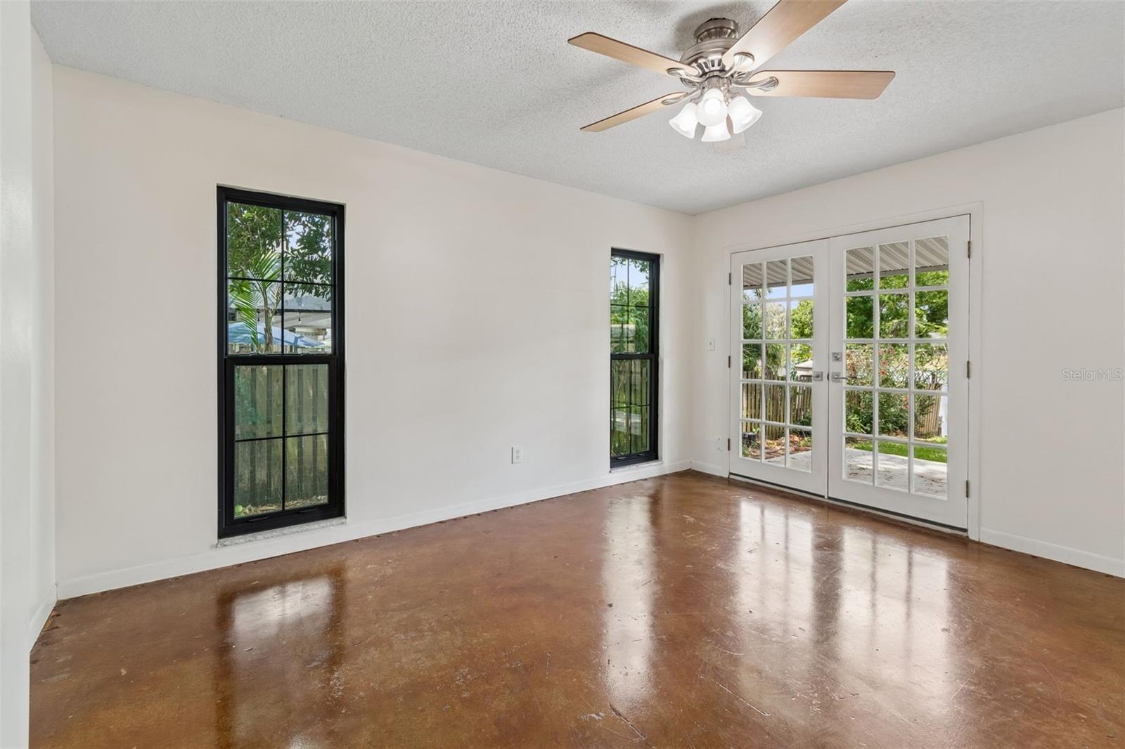 13338 LAKE GEORGE LN, TAMPA, FL, 33618