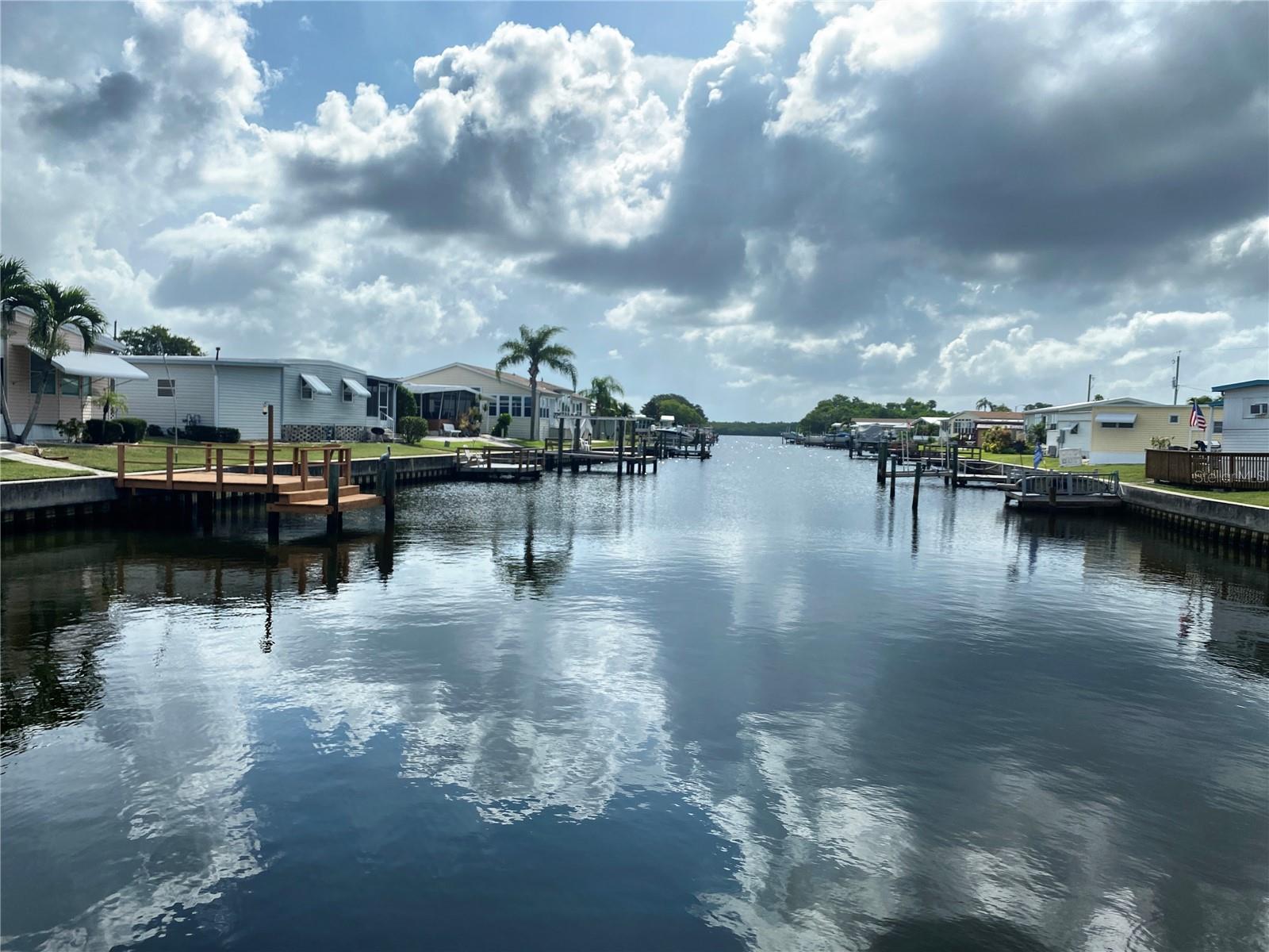 563 MOUNT PINEY AVE NE #691, ST PETERSBURG, FL, 33702