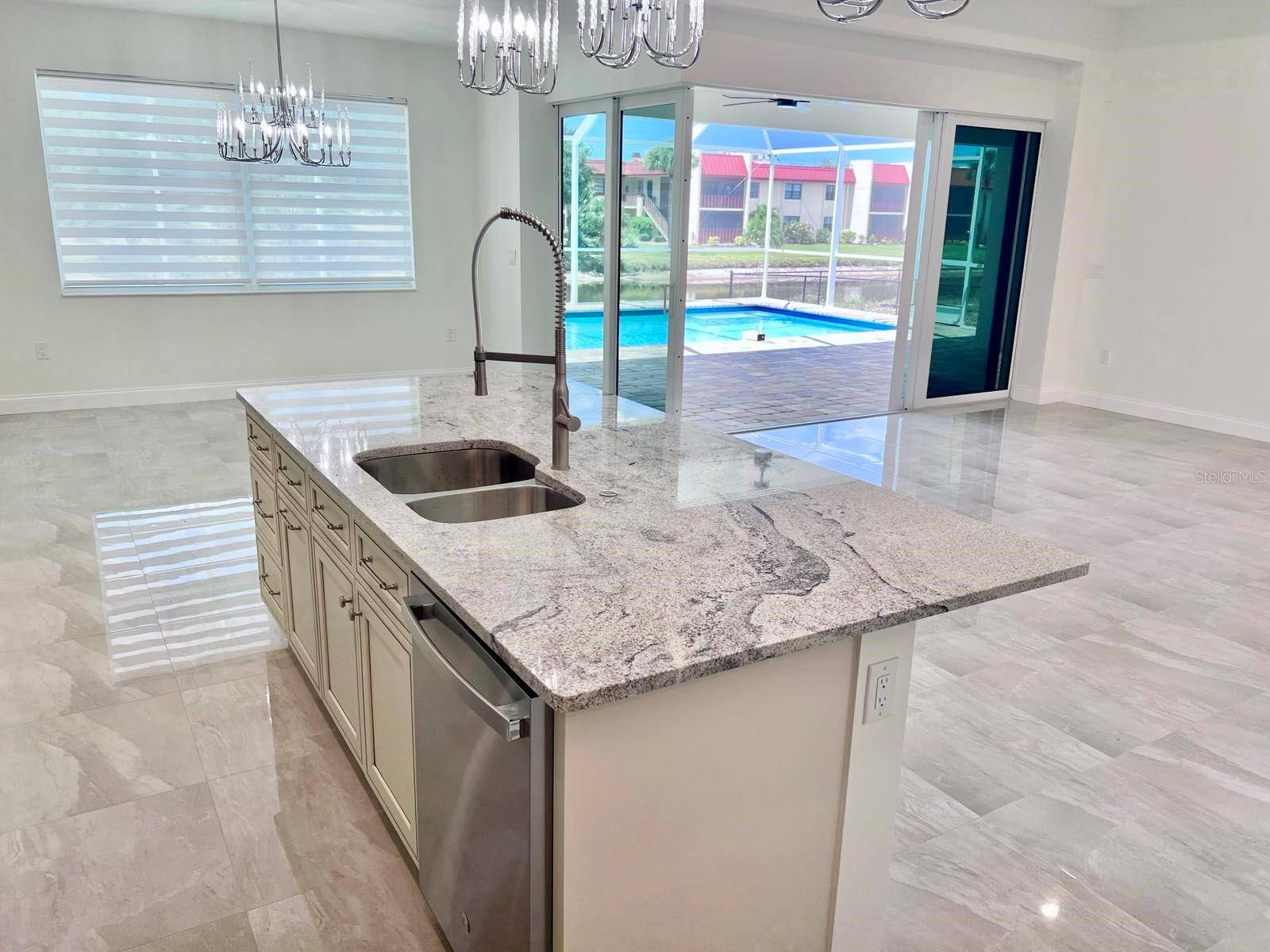 55 ROTONDA CIR, ROTONDA WEST, FL, 33947