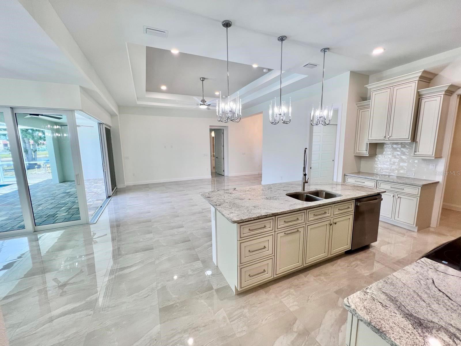 55 ROTONDA CIR, ROTONDA WEST, FL, 33947