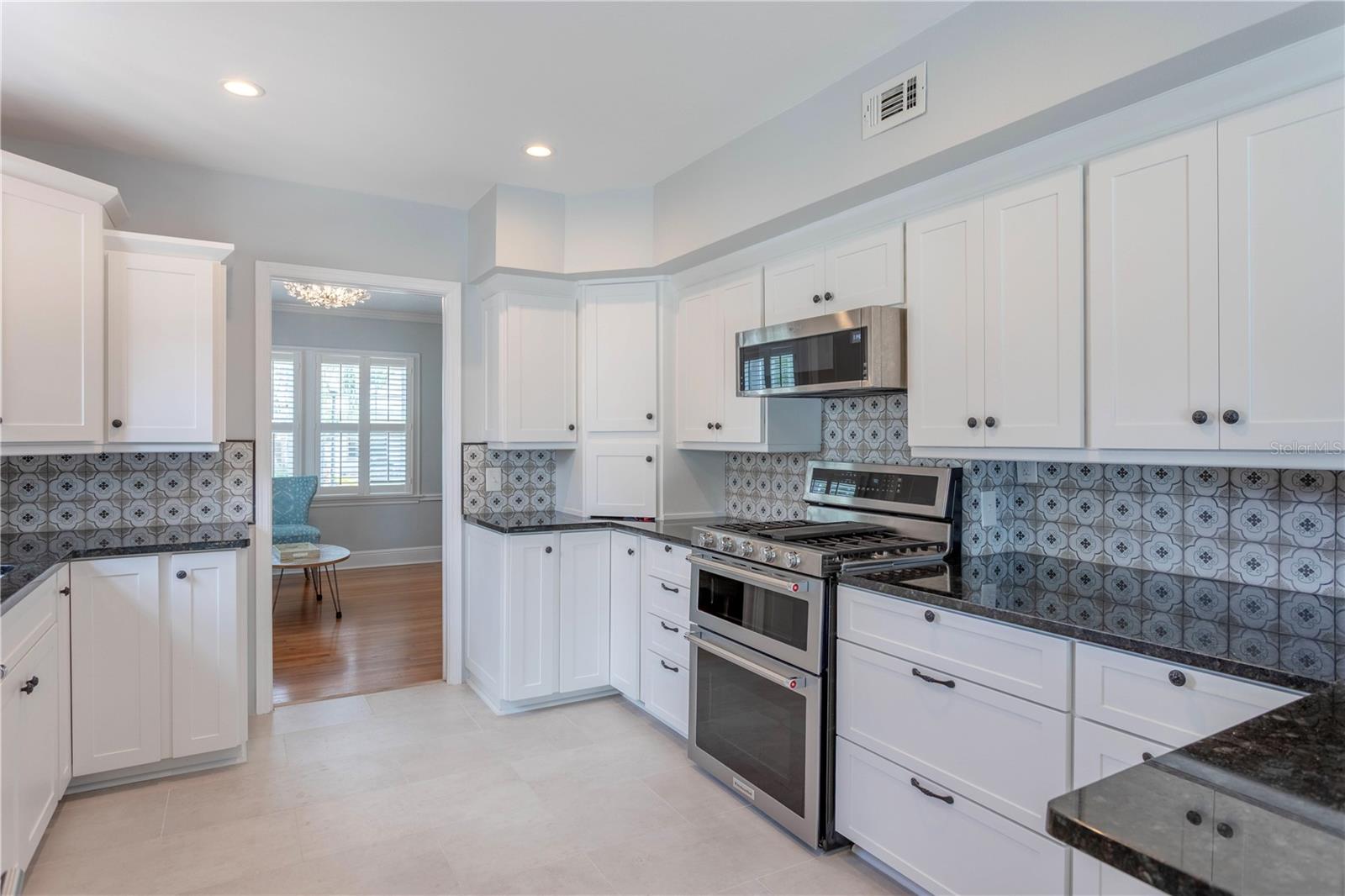 422 E GORE ST, ORLANDO, FL, 32806