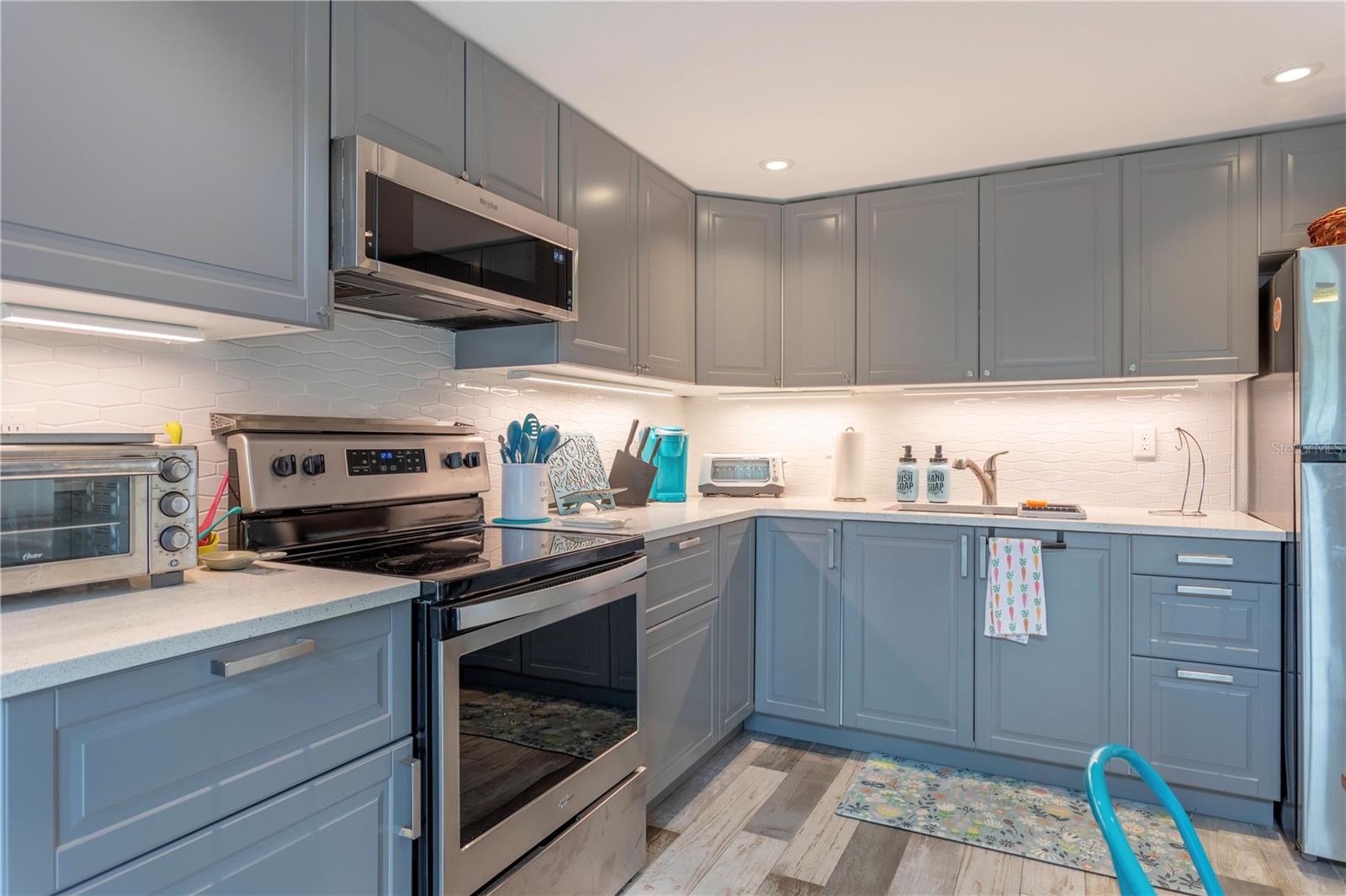 422 E GORE ST, ORLANDO, FL, 32806