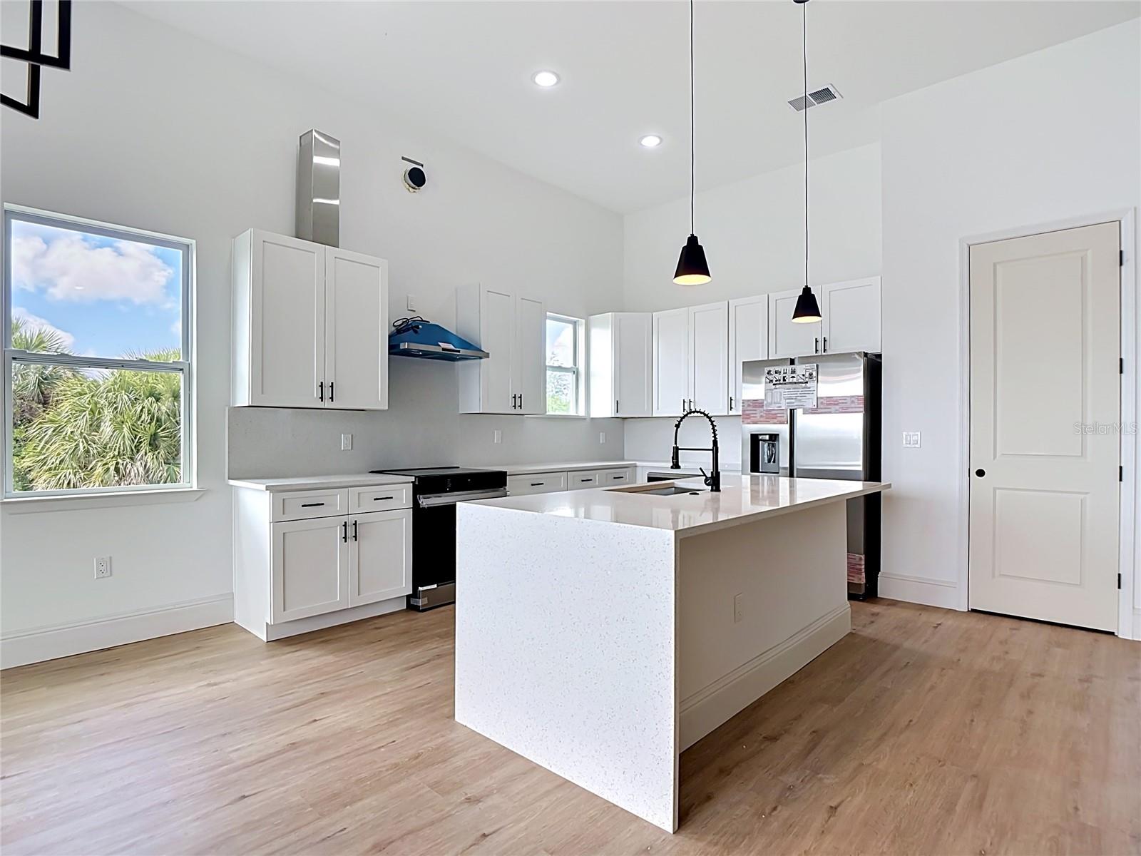 10262 KINGSVILLE DR, PORT CHARLOTTE, FL, 33981