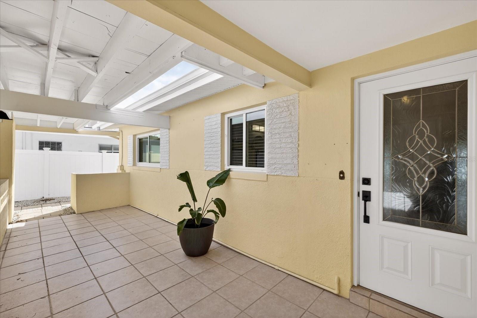 16126 4TH ST E, REDINGTON BEACH, FL, 33708