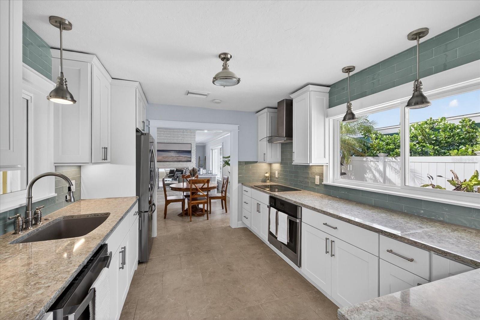 16126 4TH ST E, REDINGTON BEACH, FL, 33708