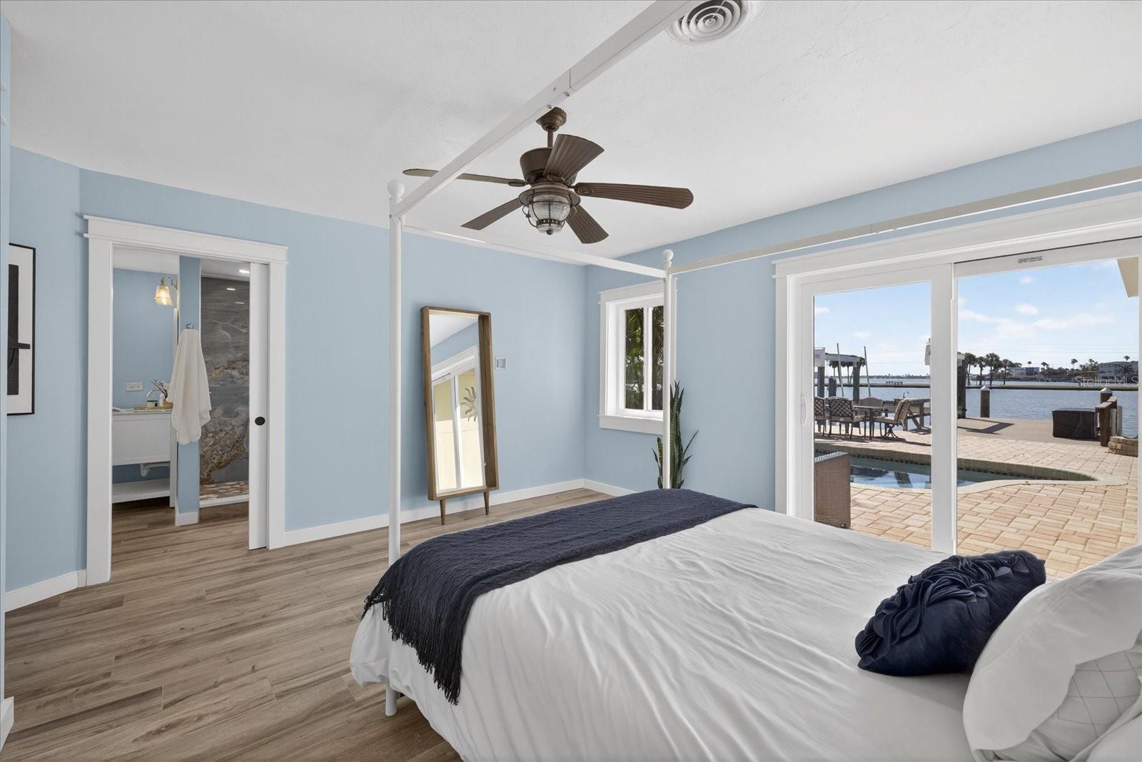 16126 4TH ST E, REDINGTON BEACH, FL, 33708