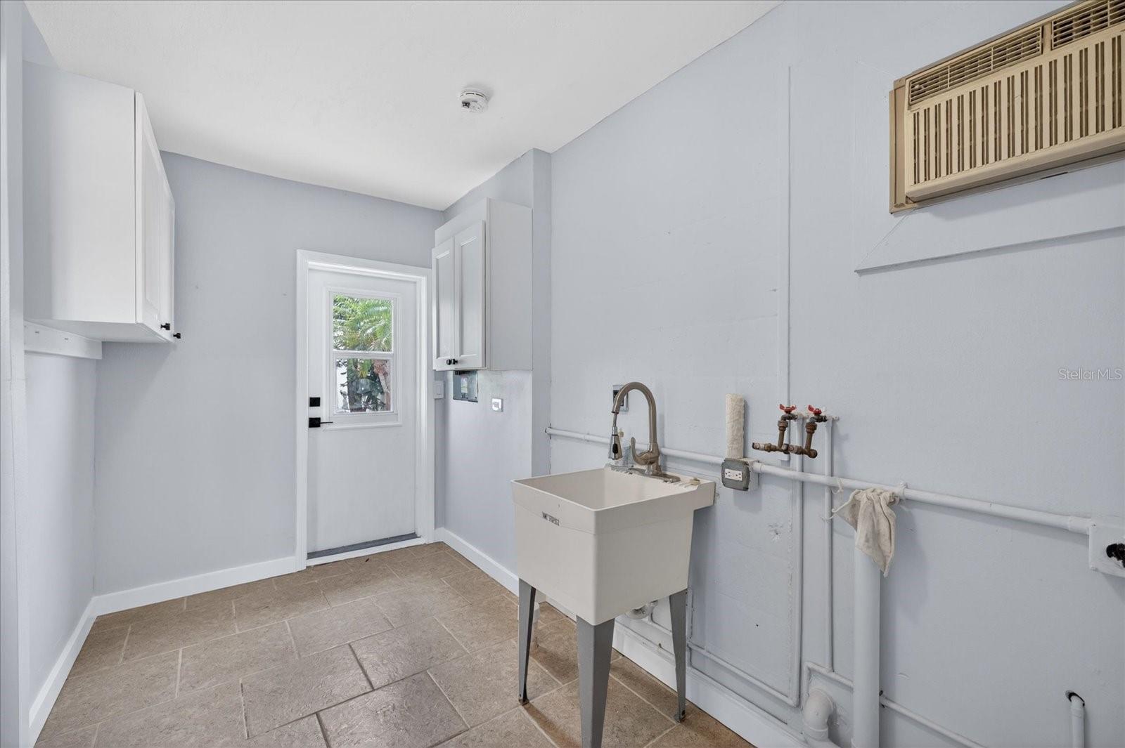 16126 4TH ST E, REDINGTON BEACH, FL, 33708