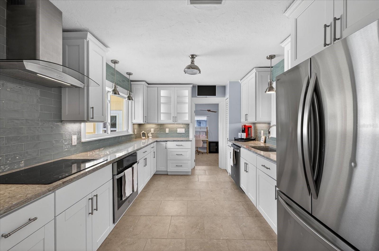 16126 4TH ST E, REDINGTON BEACH, FL, 33708