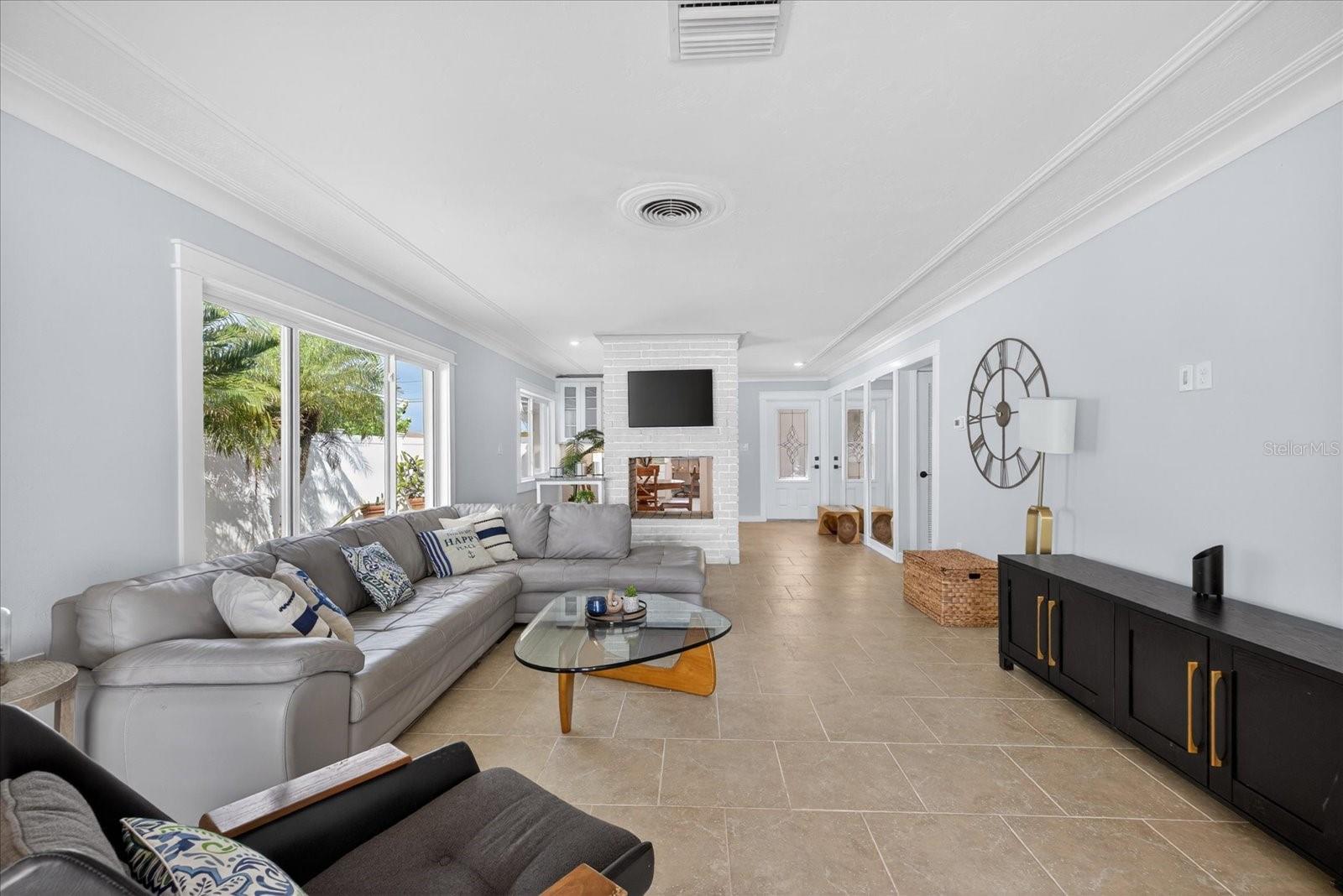 16126 4TH ST E, REDINGTON BEACH, FL, 33708