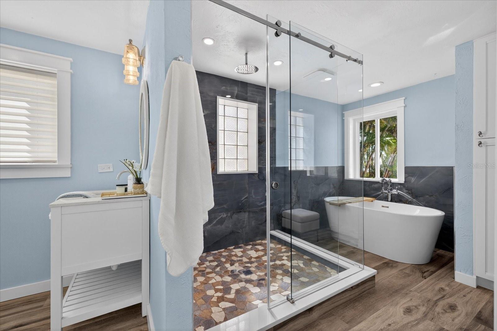 16126 4TH ST E, REDINGTON BEACH, FL, 33708