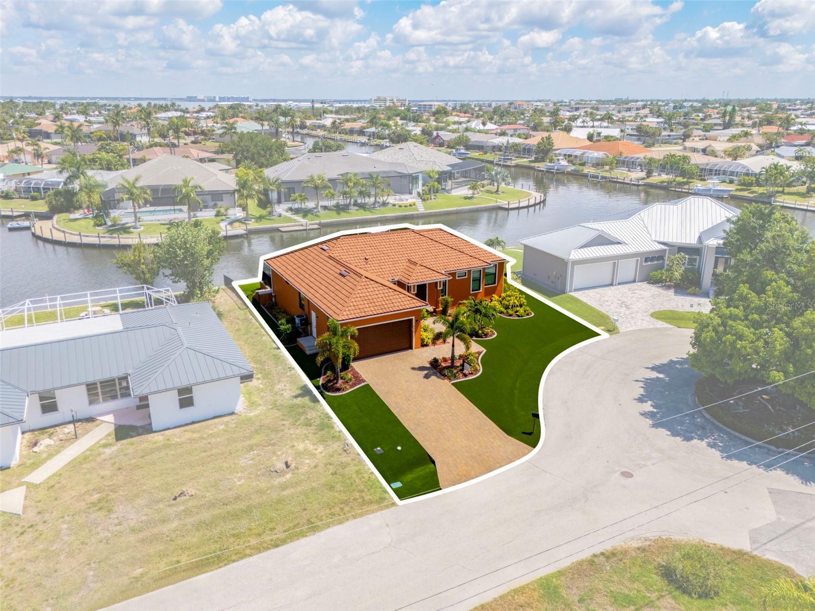 470 SORRENTO CT, PUNTA GORDA, FL, 33950