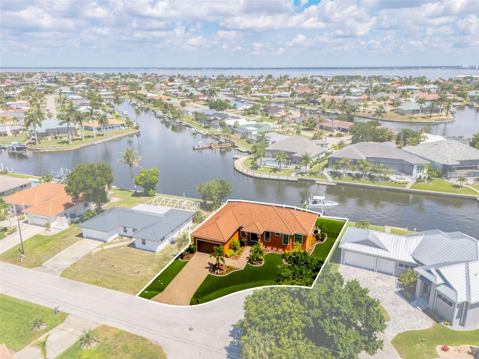470 SORRENTO CT, PUNTA GORDA, FL, 33950
