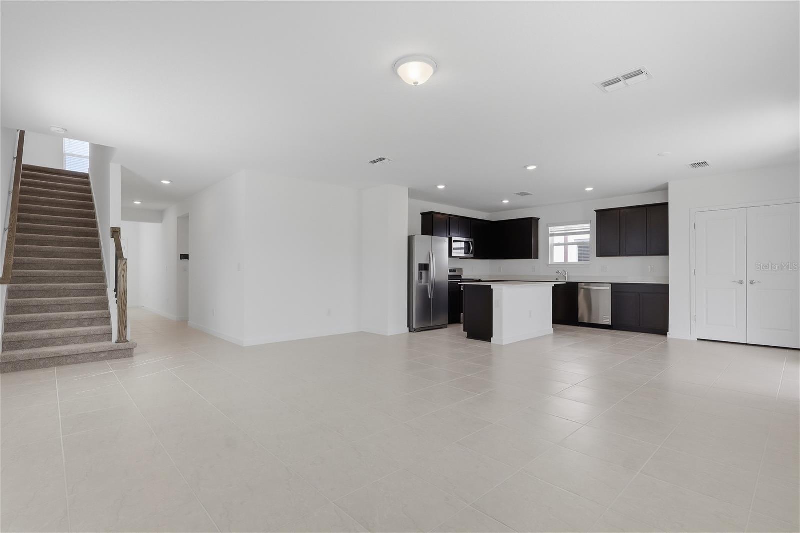 33444 BINDING TIES LN, WESLEY CHAPEL, FL, 33545