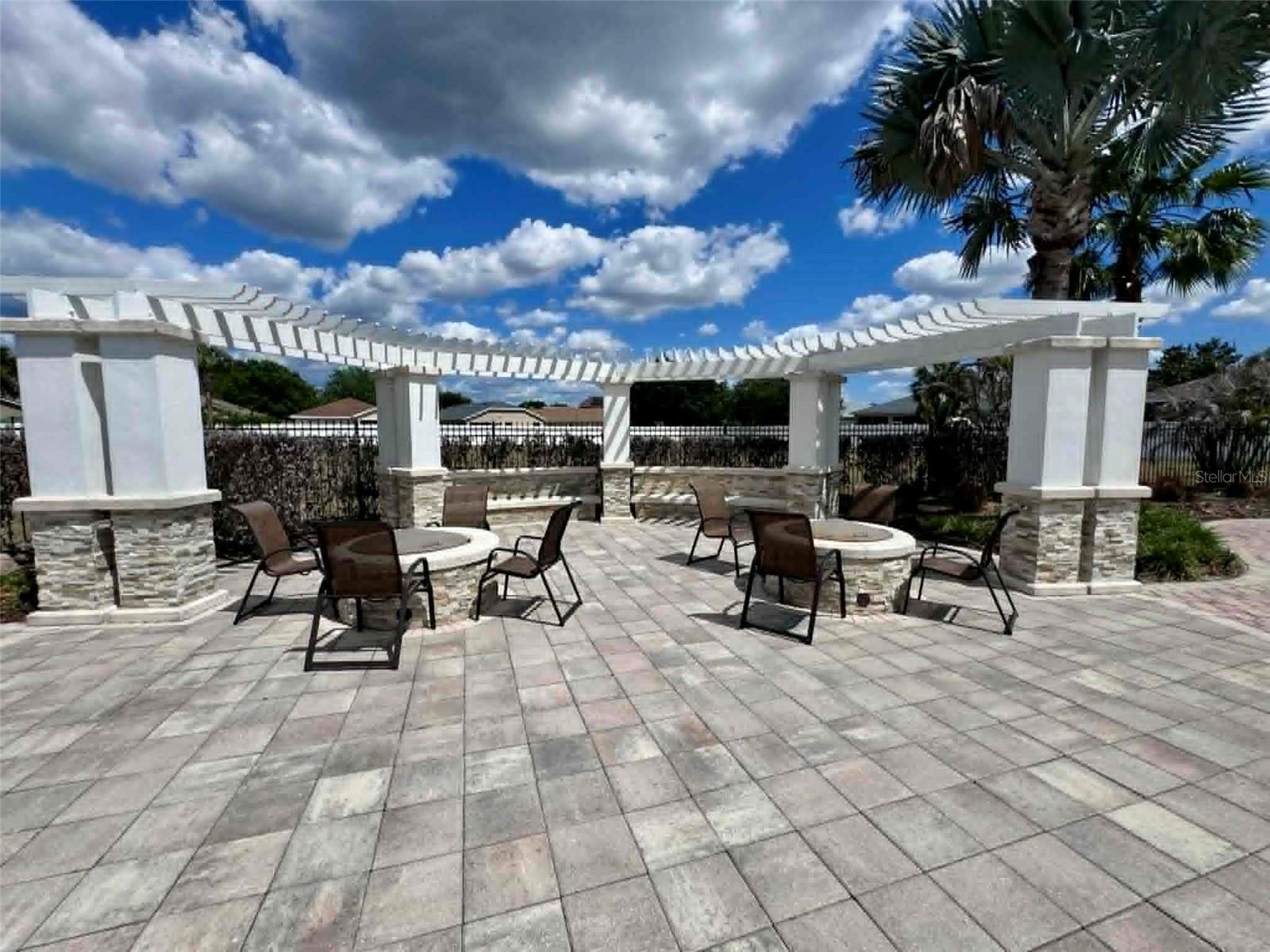 11537 CRESTLAKE VILLAGE DR, RIVERVIEW, FL, 33569