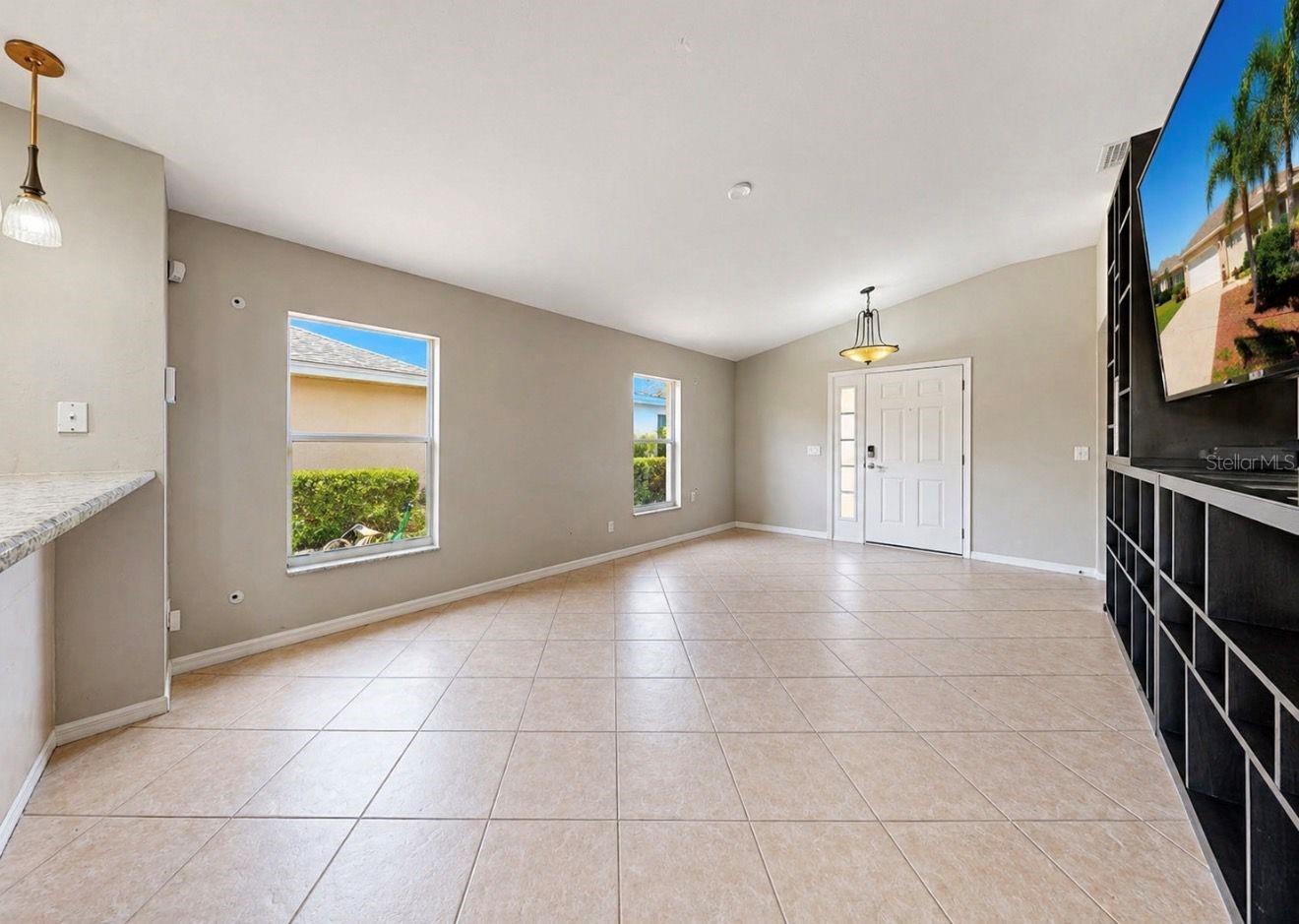 11537 CRESTLAKE VILLAGE DR, RIVERVIEW, FL, 33569