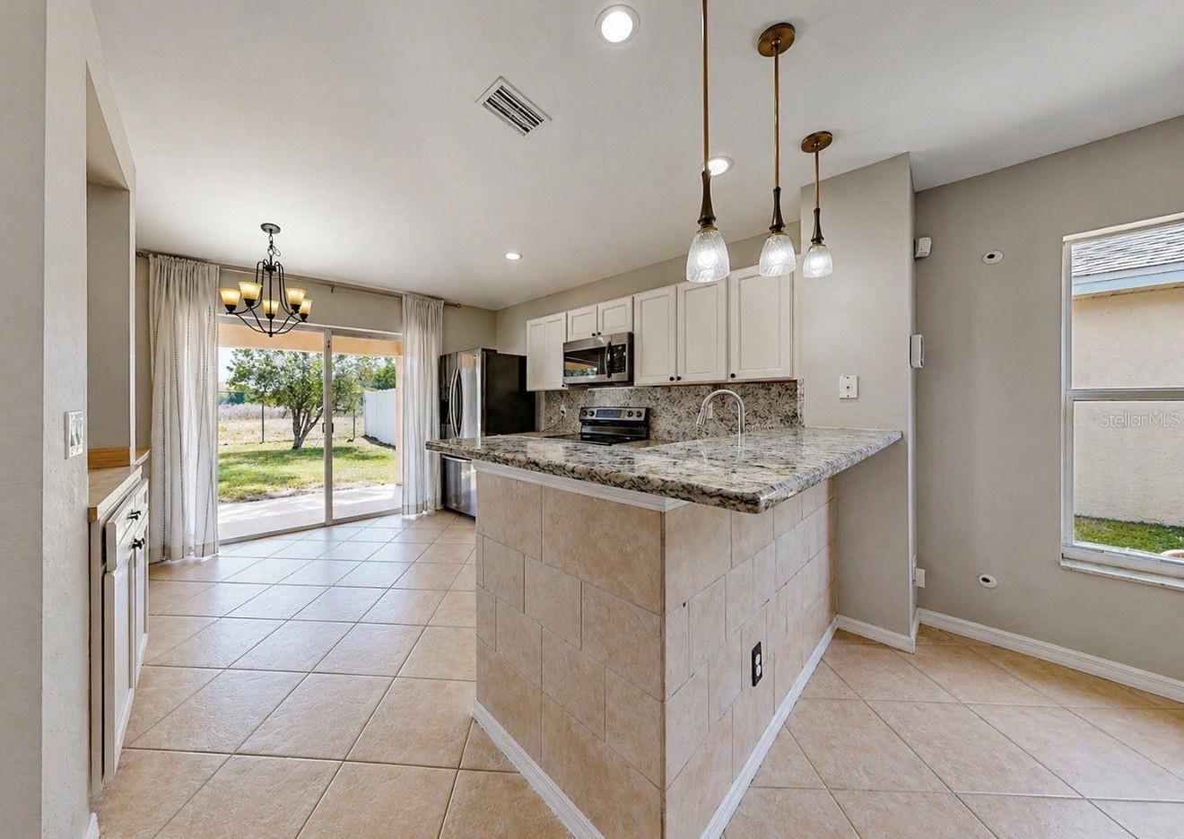 11537 CRESTLAKE VILLAGE DR, RIVERVIEW, FL, 33569