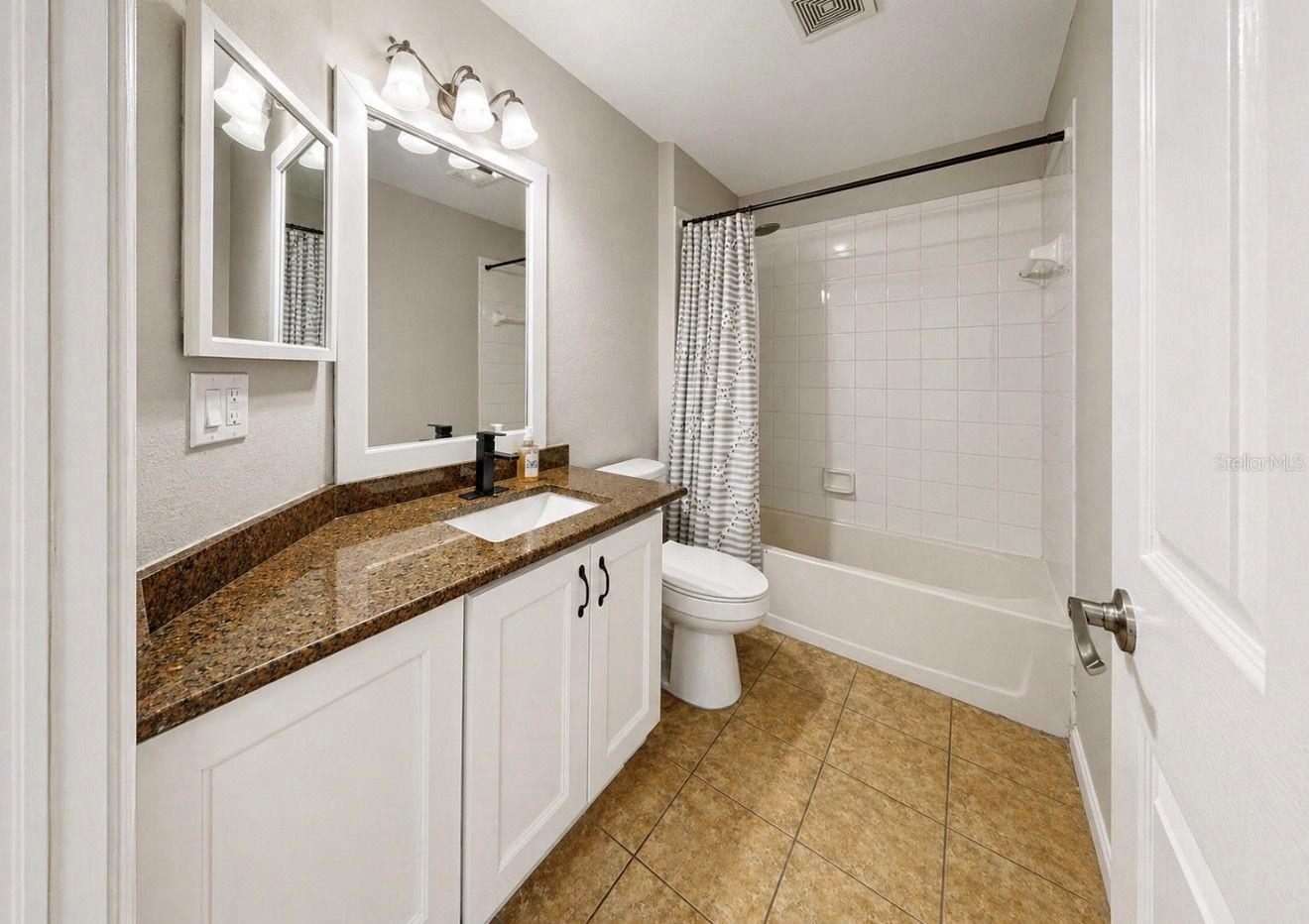 11537 CRESTLAKE VILLAGE DR, RIVERVIEW, FL, 33569