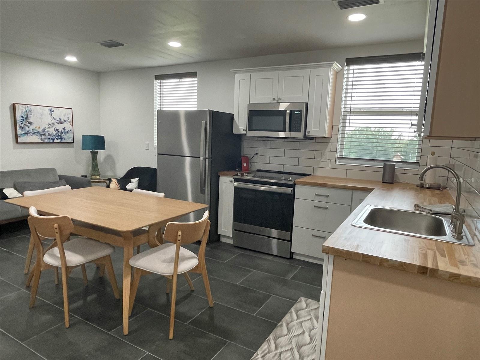 33740 LARKIN RD, DADE CITY, FL, 33523