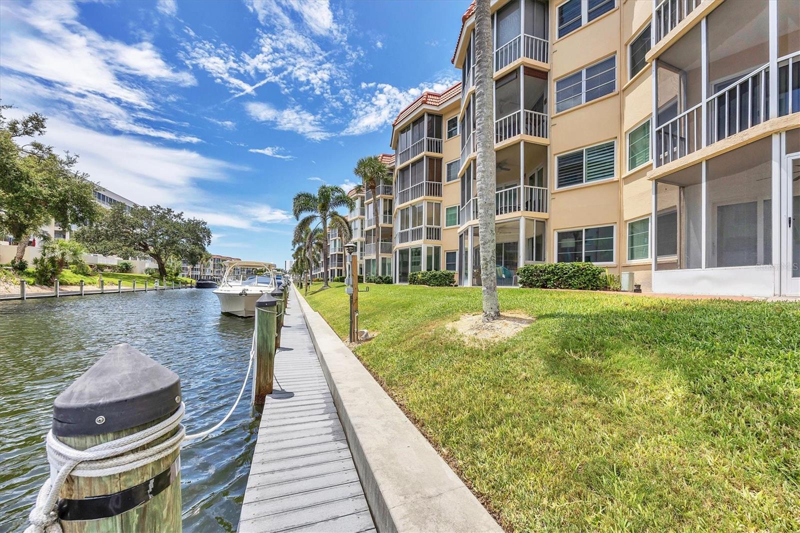 1215 S PORTOFINO DR #406, SARASOTA, FL, 34242