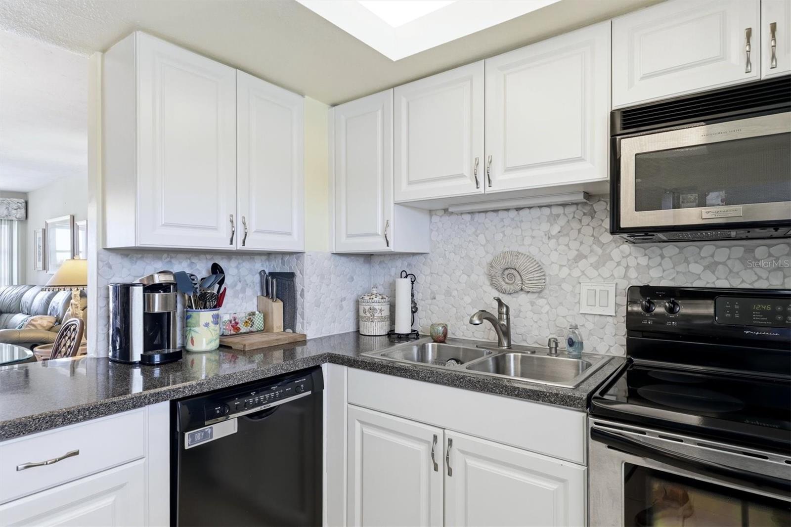 1215 S PORTOFINO DR #406, SARASOTA, FL, 34242