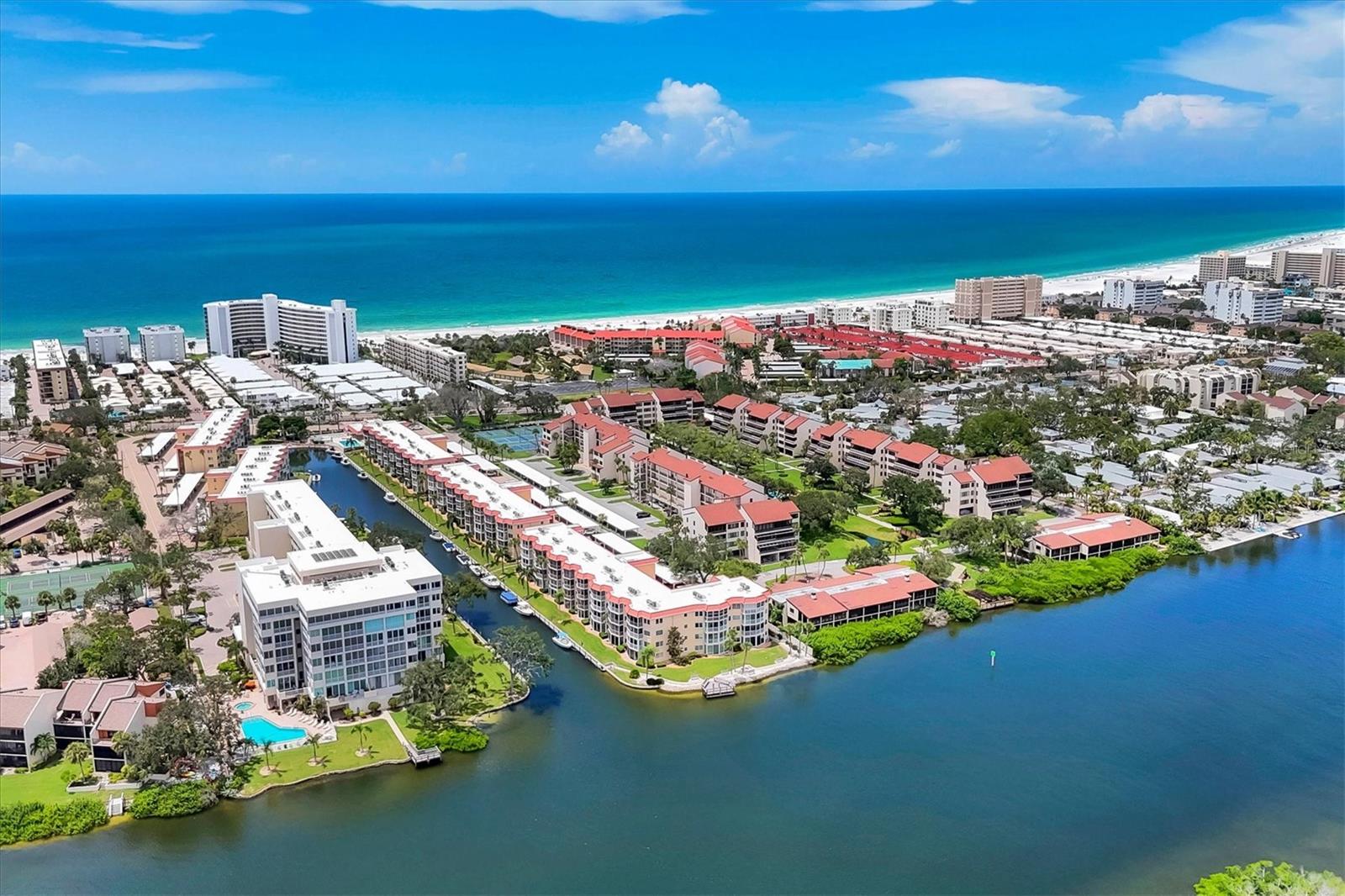1215 S PORTOFINO DR #406, SARASOTA, FL, 34242