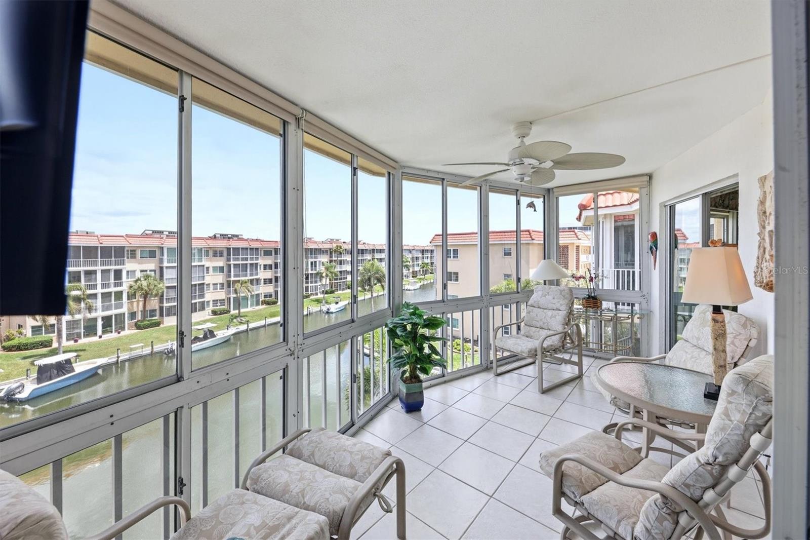 1215 S PORTOFINO DR #406, SARASOTA, FL, 34242