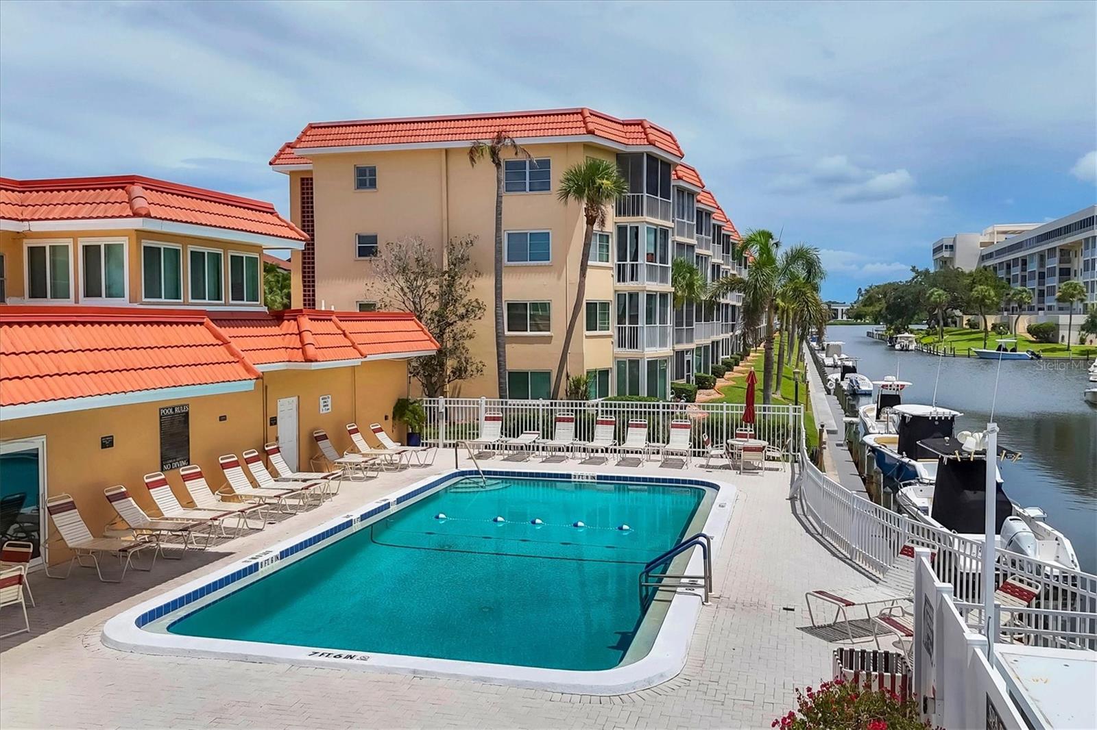1215 S PORTOFINO DR #406, SARASOTA, FL, 34242