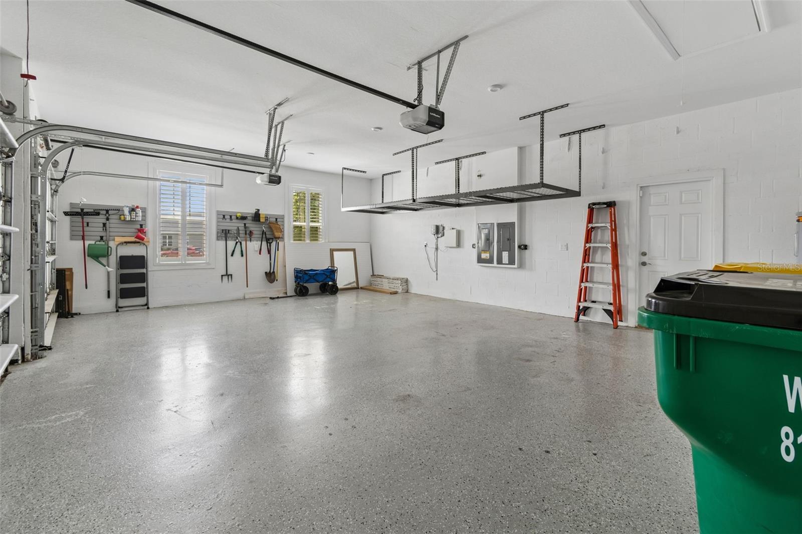 6870 TALAMORE DR, WESLEY CHAPEL, FL, 33545