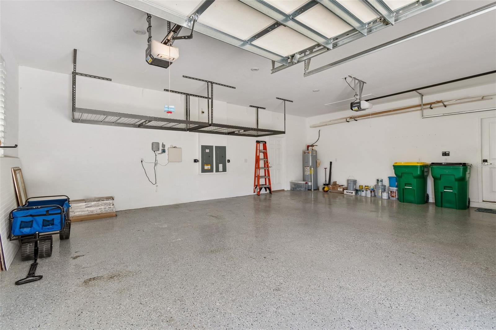 6870 TALAMORE DR, WESLEY CHAPEL, FL, 33545