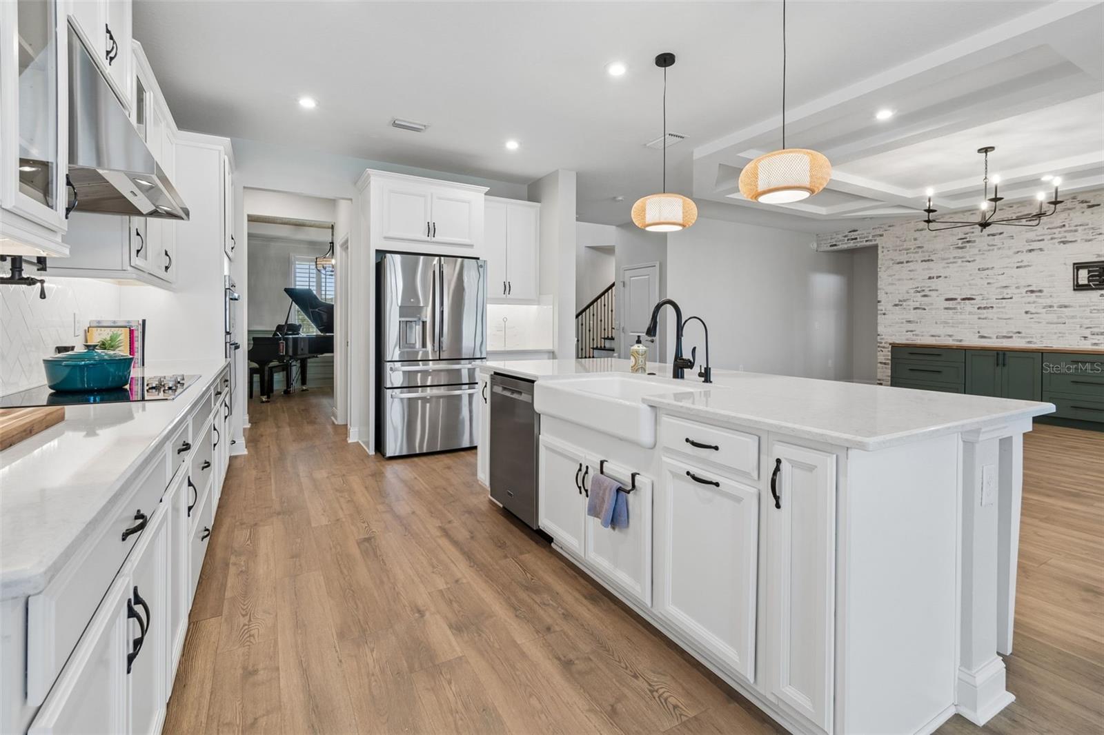 6870 TALAMORE DR, WESLEY CHAPEL, FL, 33545