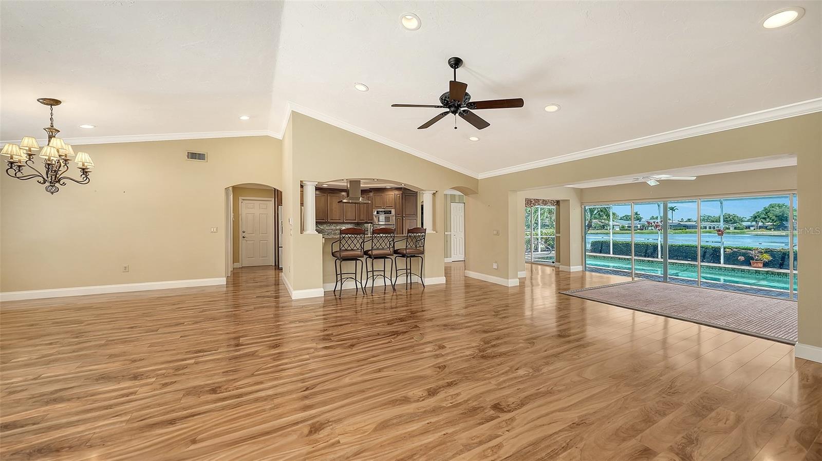 6921 COUNTRY LAKES CIR, SARASOTA, FL, 34243