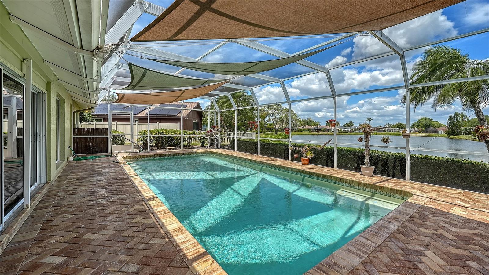 6921 COUNTRY LAKES CIR, SARASOTA, FL, 34243
