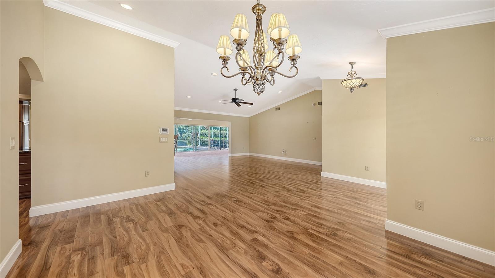 6921 COUNTRY LAKES CIR, SARASOTA, FL, 34243