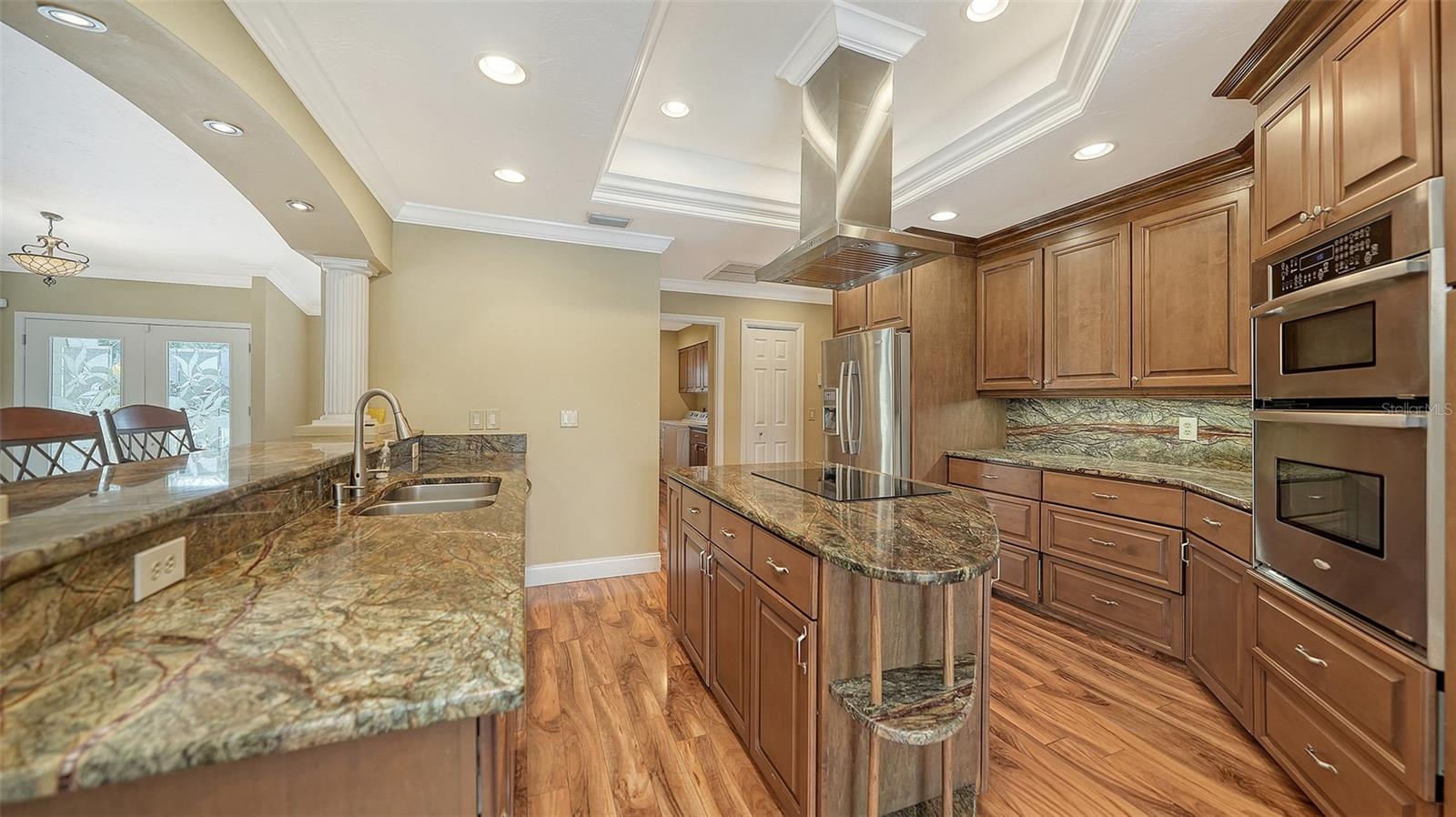 6921 COUNTRY LAKES CIR, SARASOTA, FL, 34243