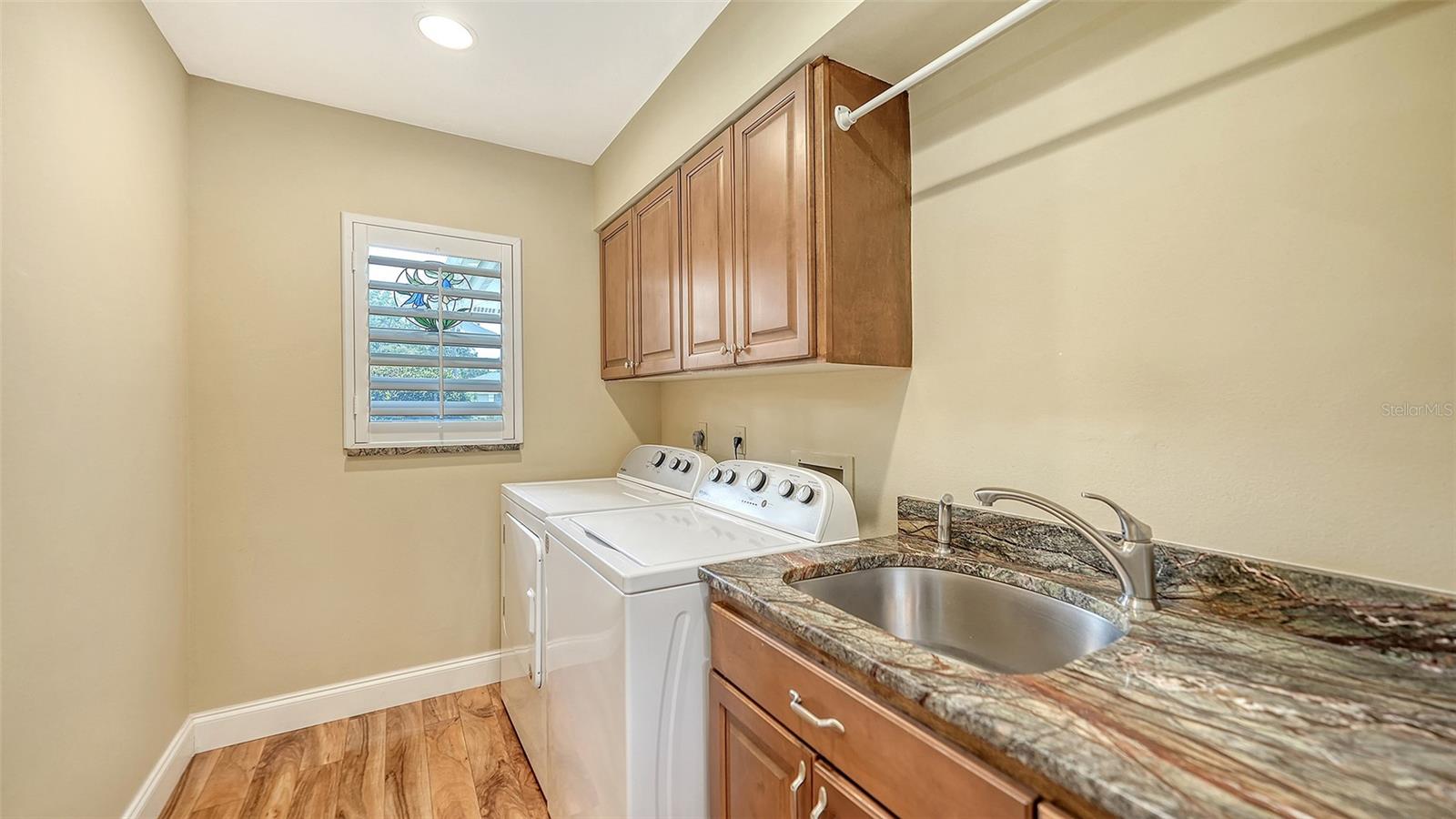 6921 COUNTRY LAKES CIR, SARASOTA, FL, 34243