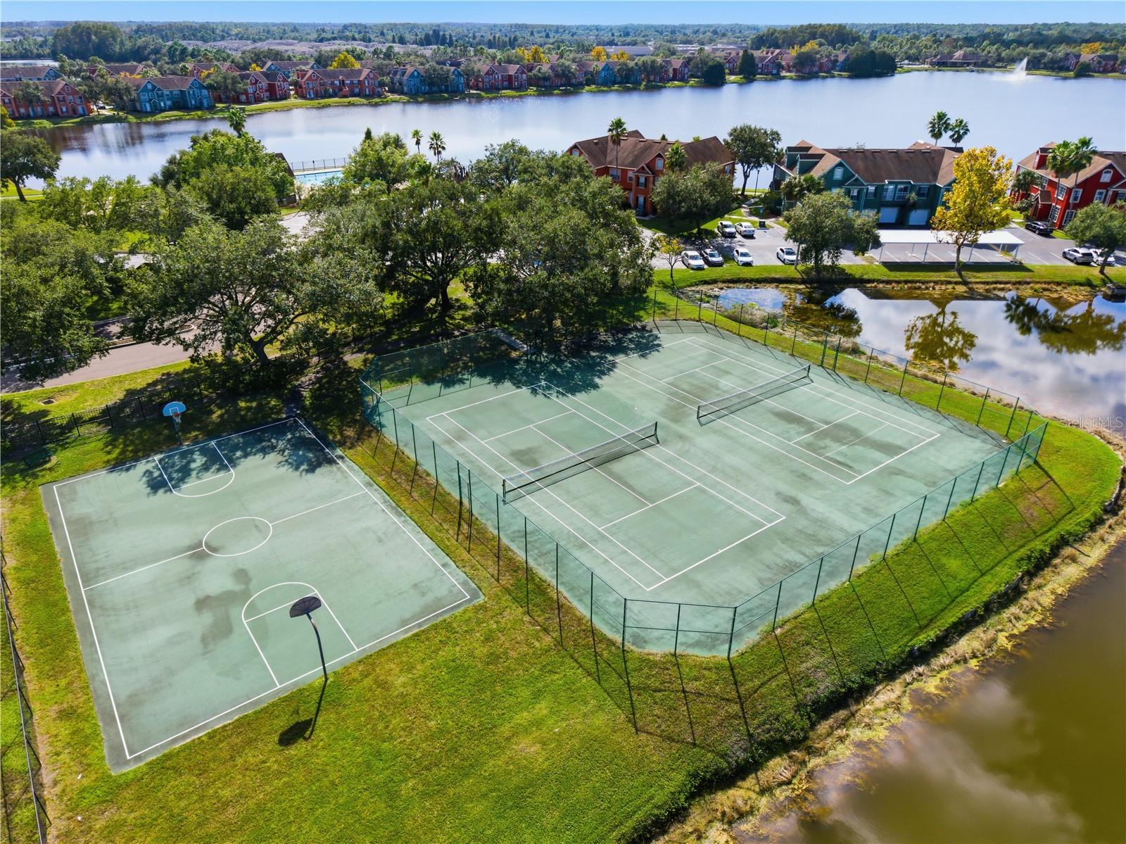 9646 LAKE CHASE ISLAND WAY #9646, TAMPA, FL, 33626