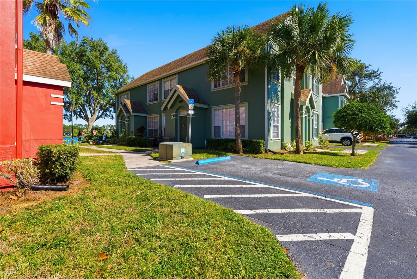 9646 LAKE CHASE ISLAND WAY #9646, TAMPA, FL, 33626