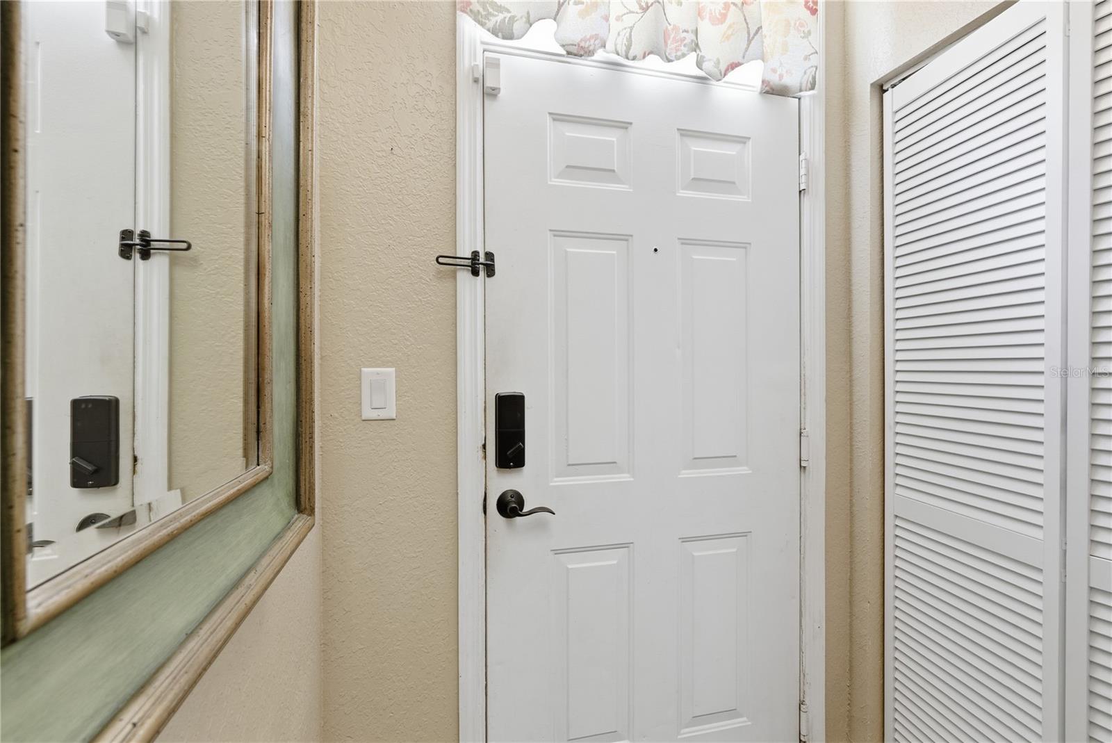 9646 LAKE CHASE ISLAND WAY #9646, TAMPA, FL, 33626